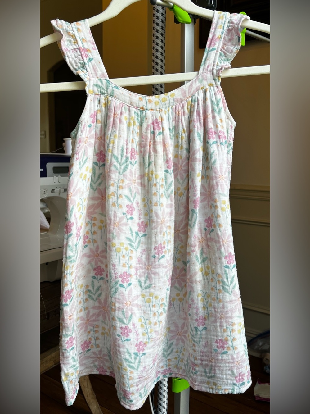 Angel Dear muslin cotton Girls' Floral flutter Sundress Size 6 EUC